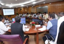Union Minister Nitin Gadkari reviews progress of National Highways Projects