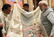 PM thanks People Padma Awardee Shri Biren Kumar Basak for his gift