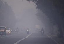 Delhi records minimum temp of 6.6, air quality remains ‘very poor’